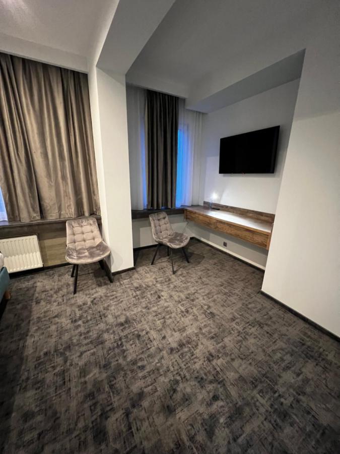M Hotel Łódź Buitenkant foto