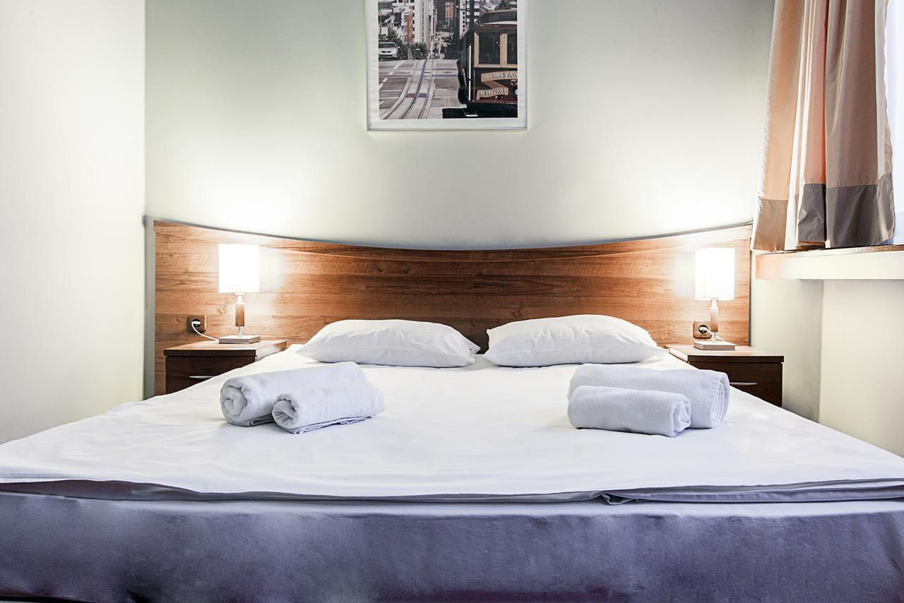 M Hotel Łódź Buitenkant foto