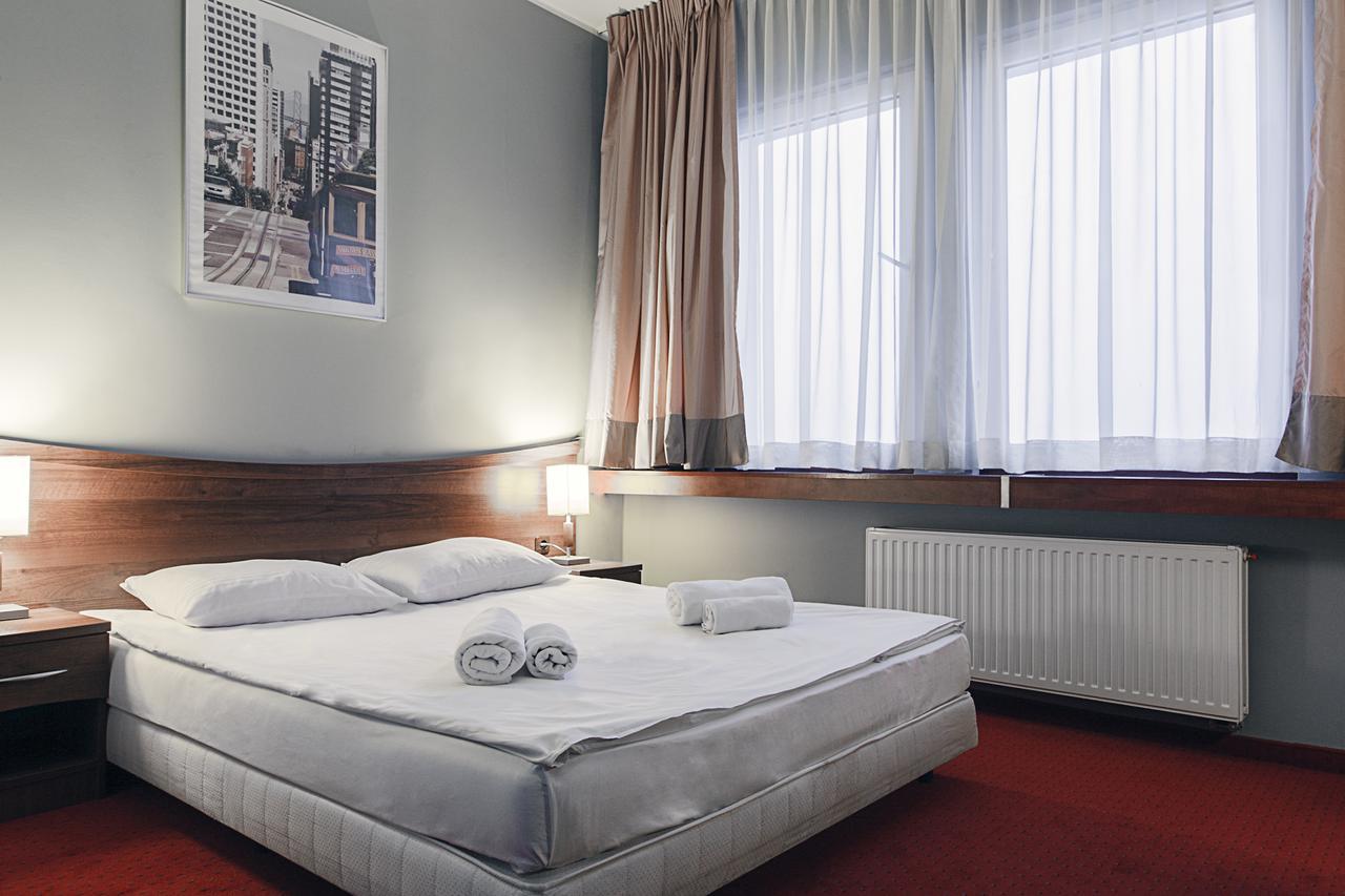 M Hotel Łódź Buitenkant foto