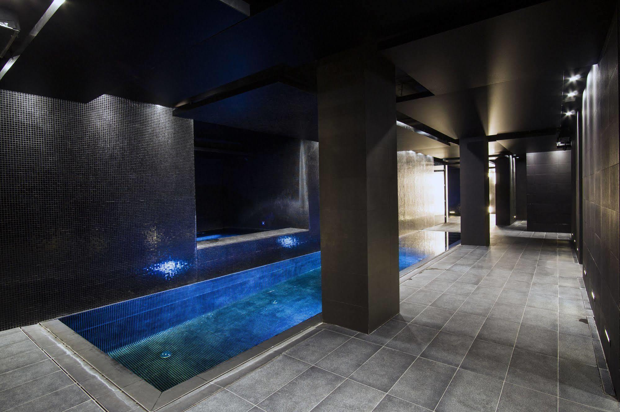 M Hotel Łódź Buitenkant foto