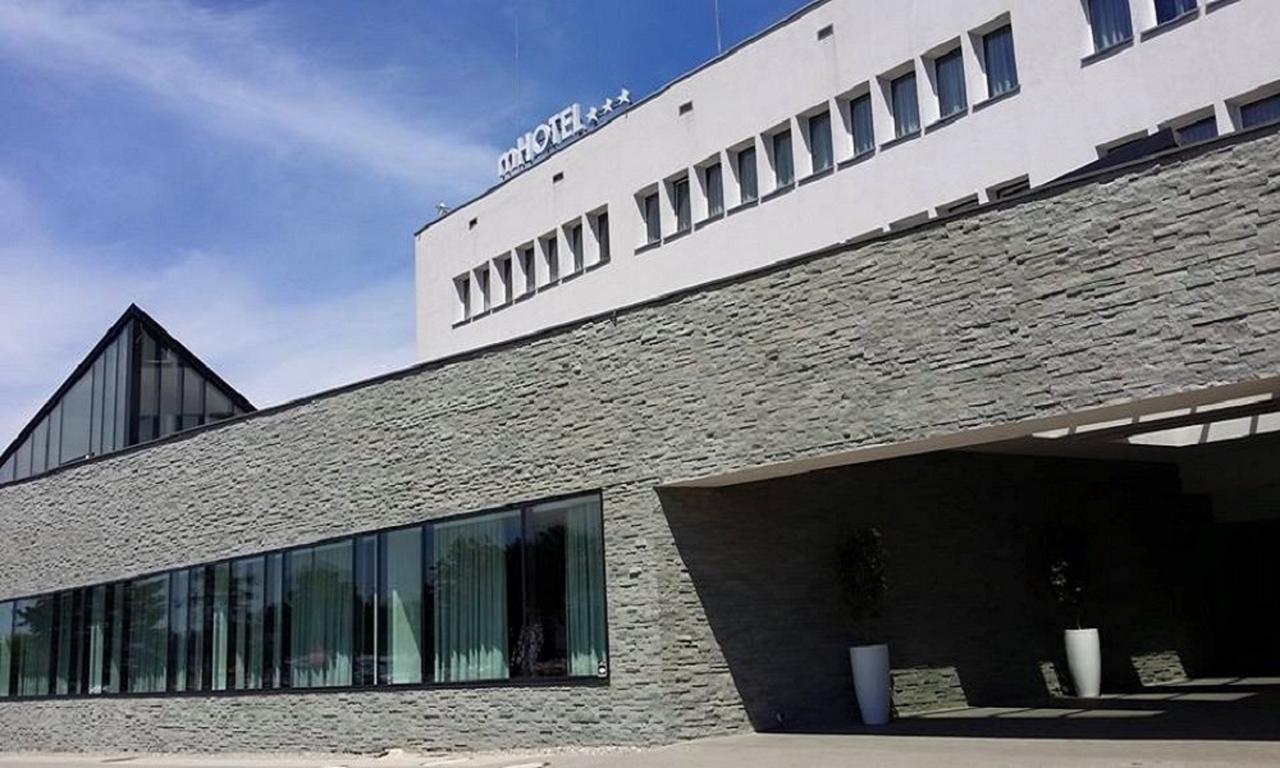 M Hotel Łódź Buitenkant foto